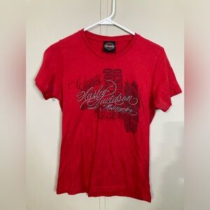 Y2K Harley-Davidson Women's Slim Fit Red T-shirt London Size L